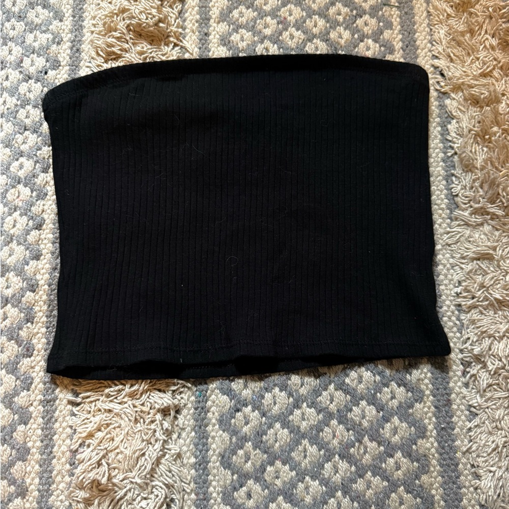 H&M Black Ribbed Strapless Crop Top